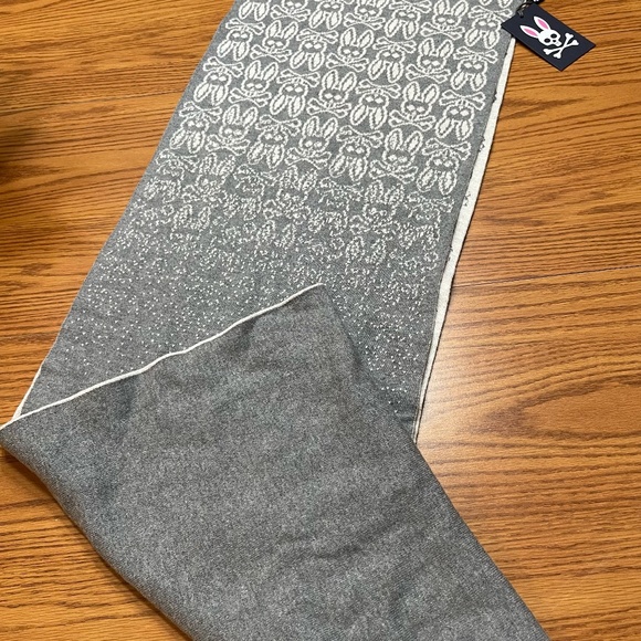 Psycho Bunny Mens Ashwood Gradient Scarf BNWT 12" x 82" - Picture 2 of 3